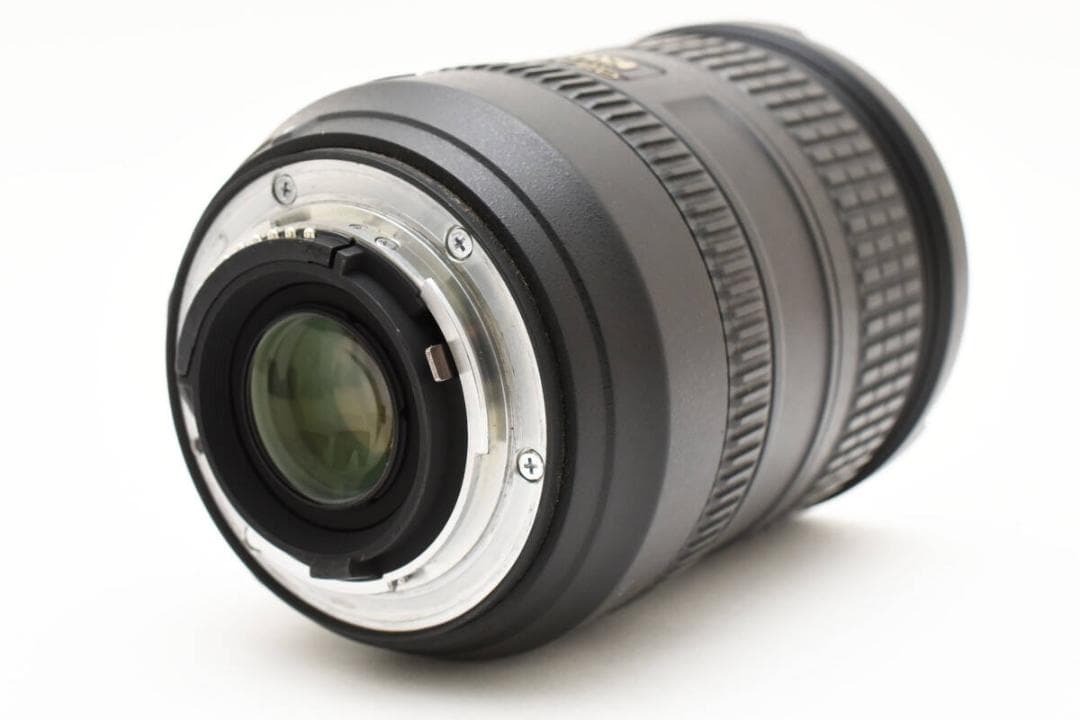 ★ Nikon AF-S DX 18-200mm F3.5-5.6G ED VR