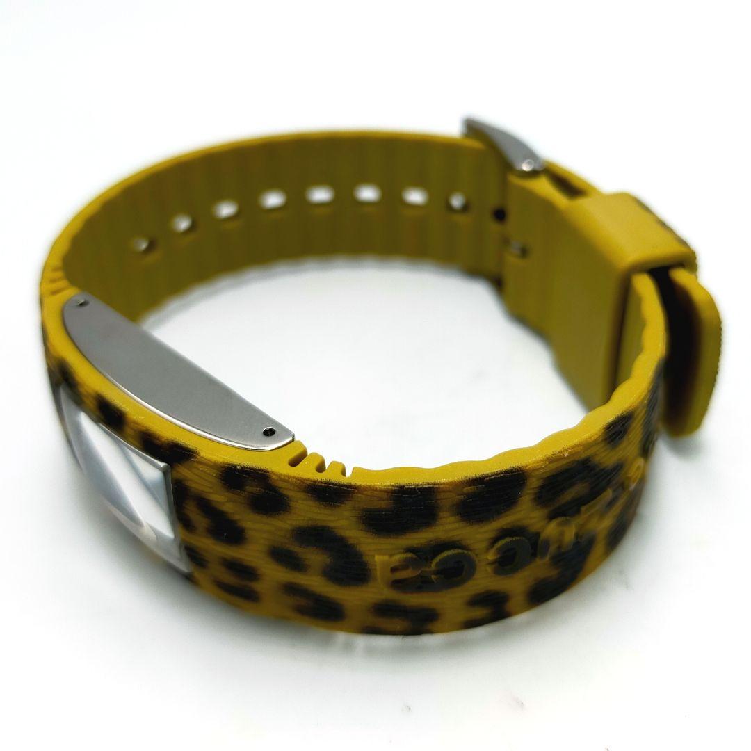 【電池交換済】未使用級★カバンドズッカ ヒョウ柄 腕時計 アニマル レオパード