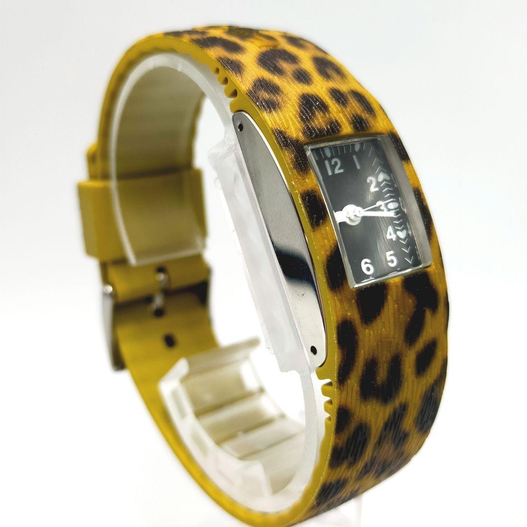 【電池交換済】未使用級★カバンドズッカ ヒョウ柄 腕時計 アニマル レオパード