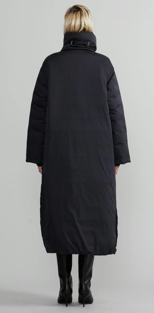 DUVETICA / ALAQUA アラクア 42サイズ ブラック