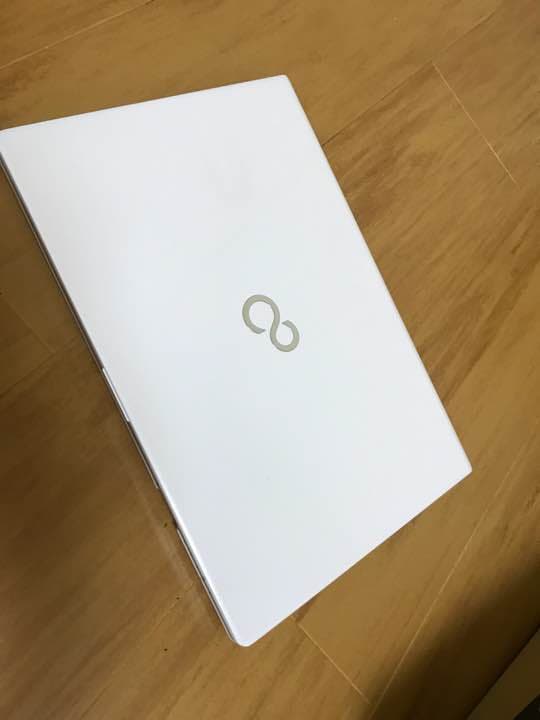 富士通 ノートパソコン