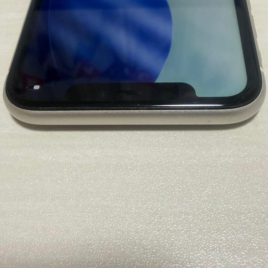 iPhone 11 ホワイト 本体 128GB