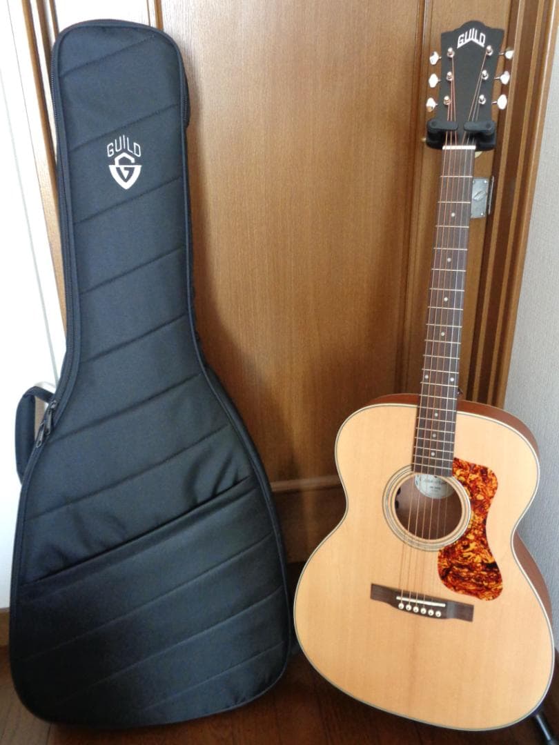 GUILD OM-240E NAT　新品同様！ エレアコ　純正ギグバッグ付属