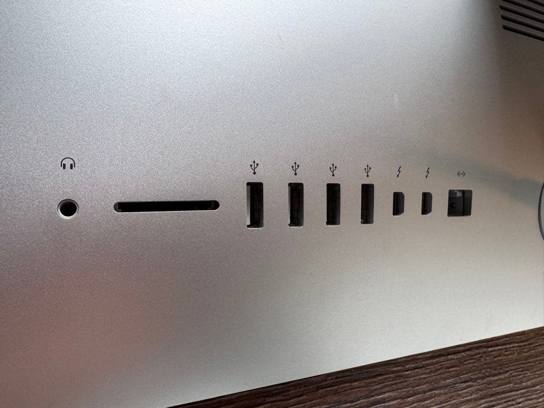 Macデスクトップ iMac Retina 4K, 21.5-inch, Late2015