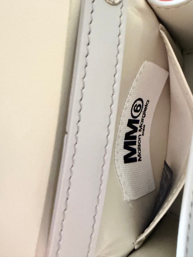 mm6 クロスボディミニバッグ