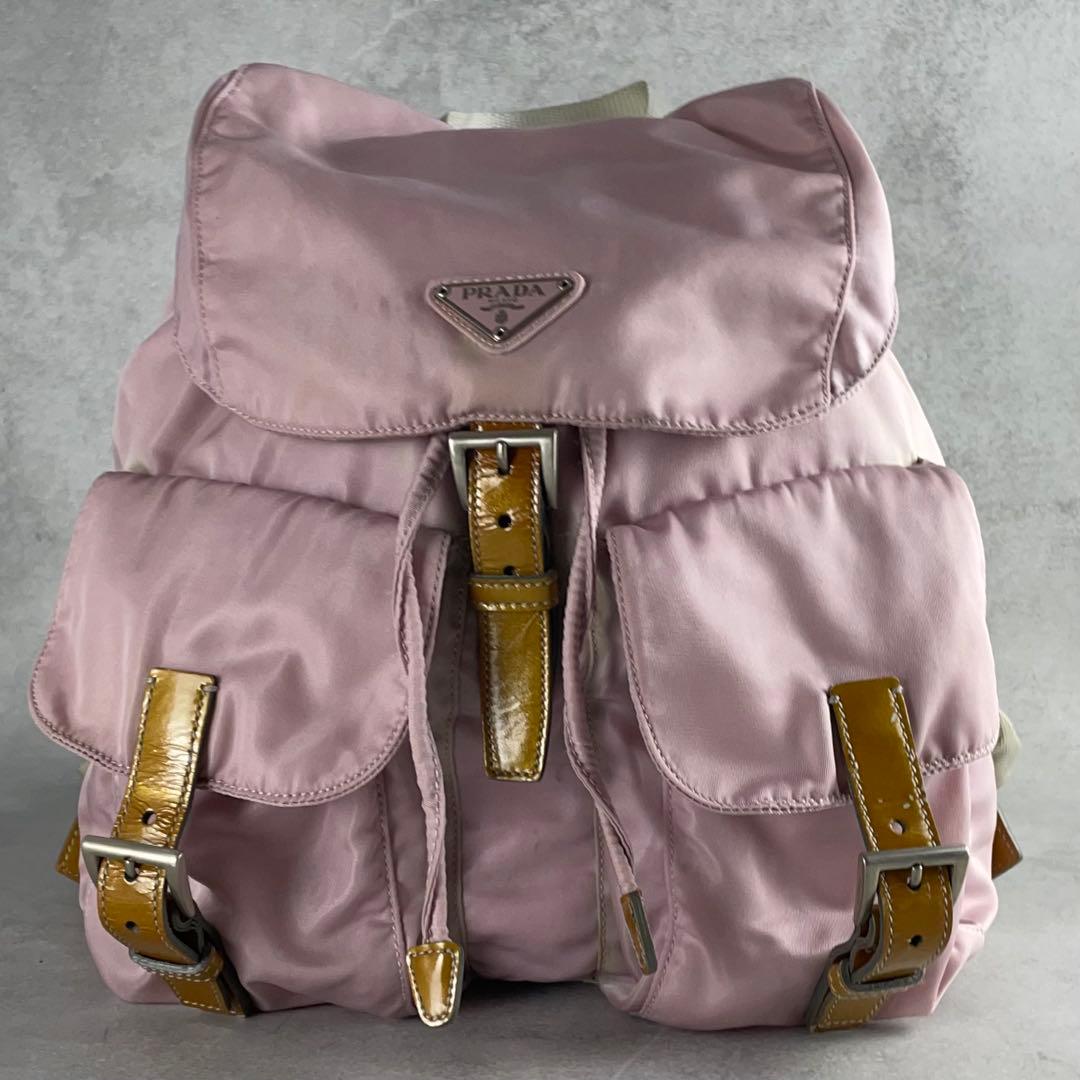 入手困難✨ プラダ リュック ナイロン 三角ロゴプレート ピンク wポケット