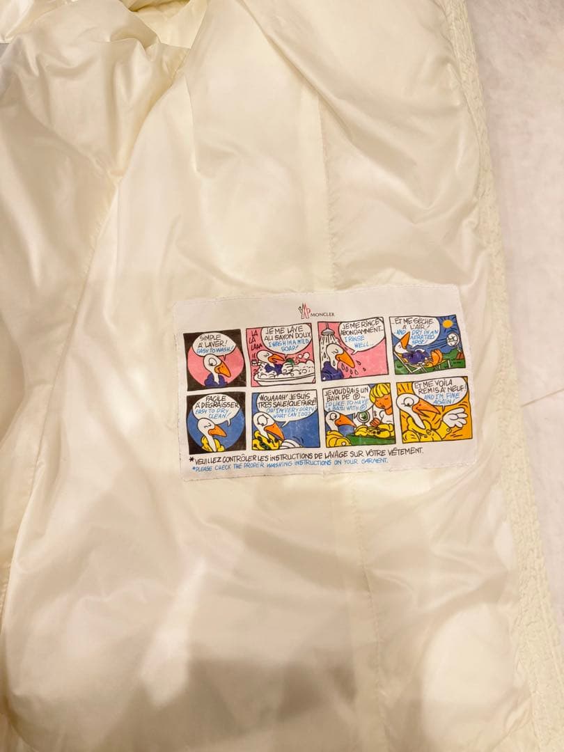 モンクレール　ホワイト　ショート　ダウン　サイズ　1