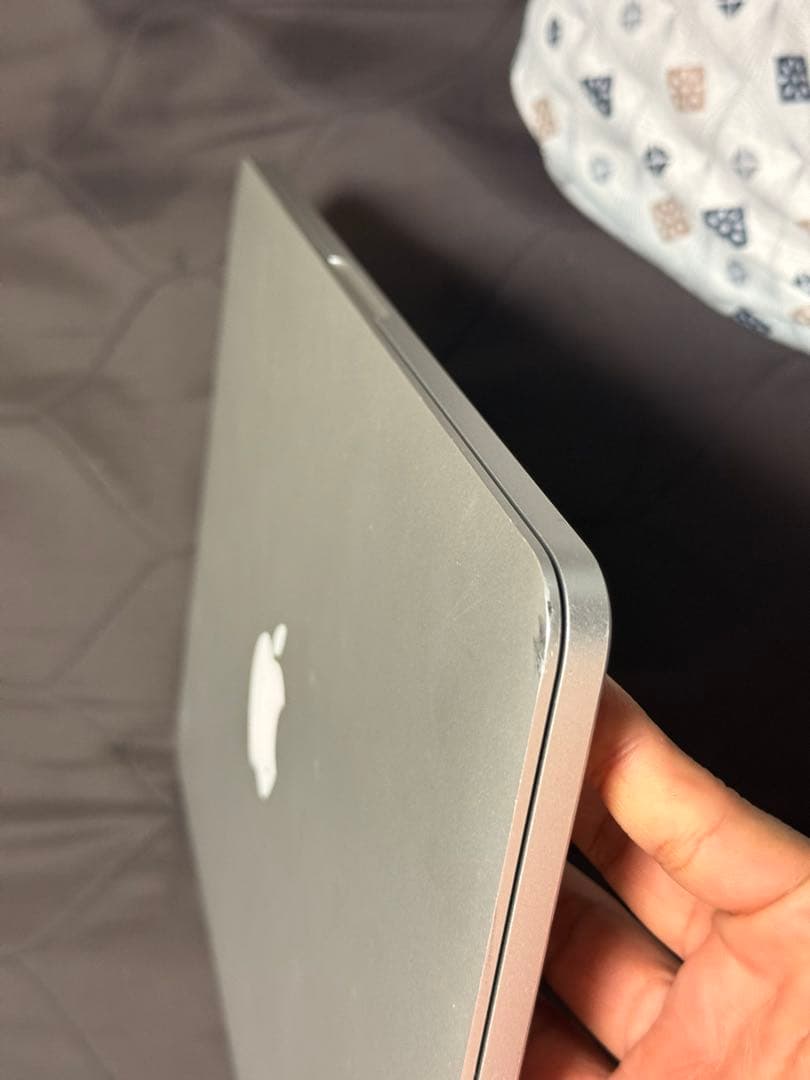 MacBook Pro 13 Retina / メモリ8GB / 256GB