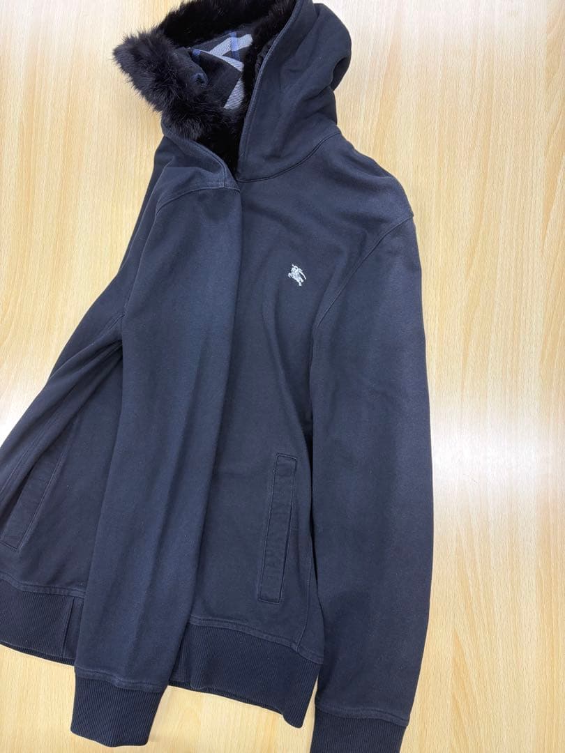 廃盤✨️バーバリーブラックレーベル リアルファー付きパーカー ノバチェック 黒 M