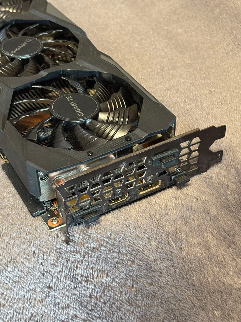 GIGABYTE GeForce RTX 2080 Ti グラフィックボード