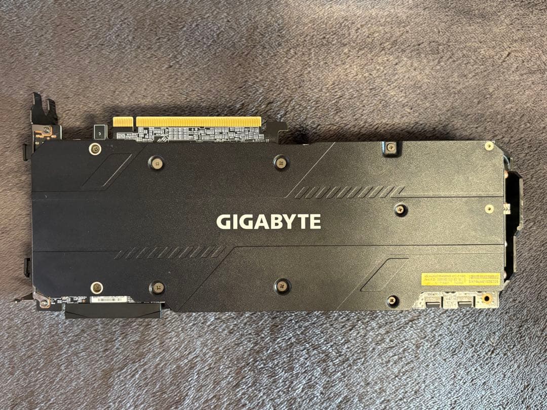 GIGABYTE GeForce RTX 2080 Ti グラフィックボード