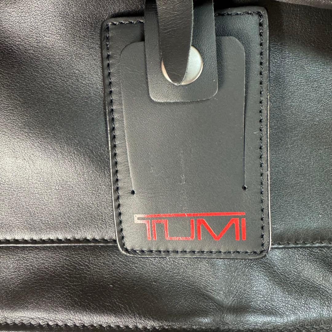 美品 TUMI トゥミ レザー ガーメントケース 衣類ケース ブラック