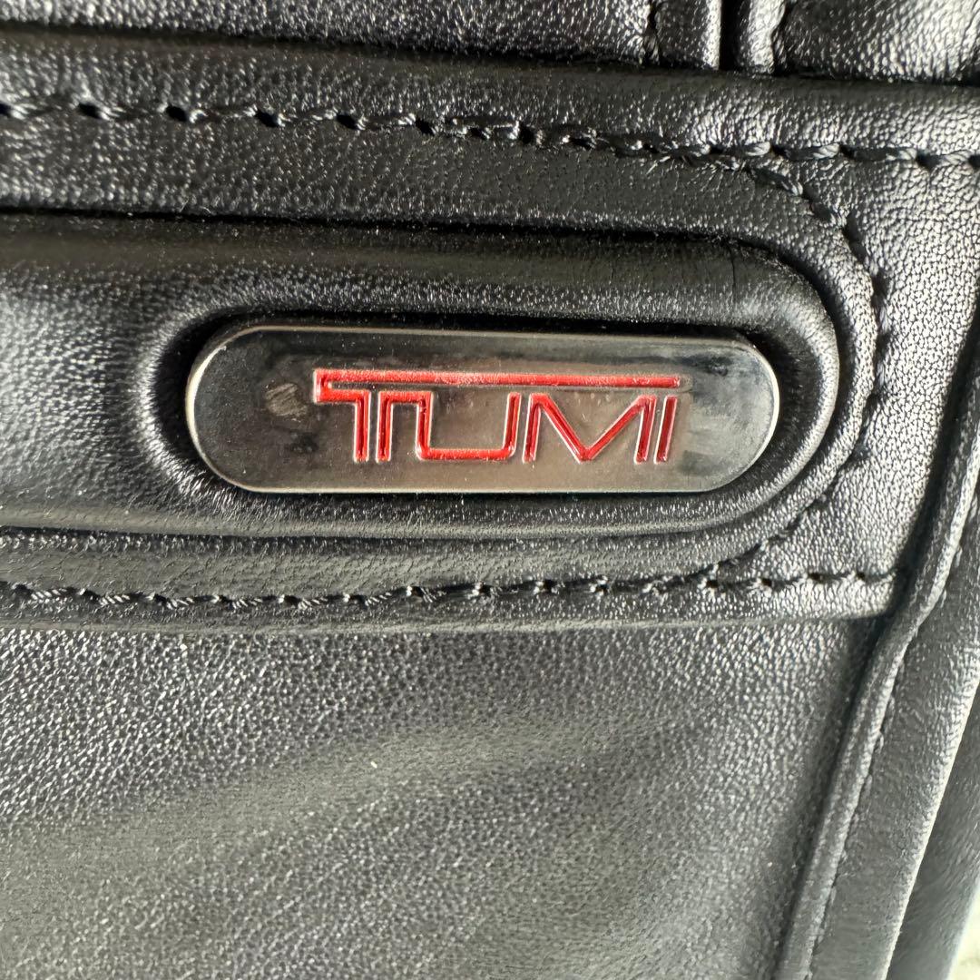 美品 TUMI トゥミ レザー ガーメントケース 衣類ケース ブラック