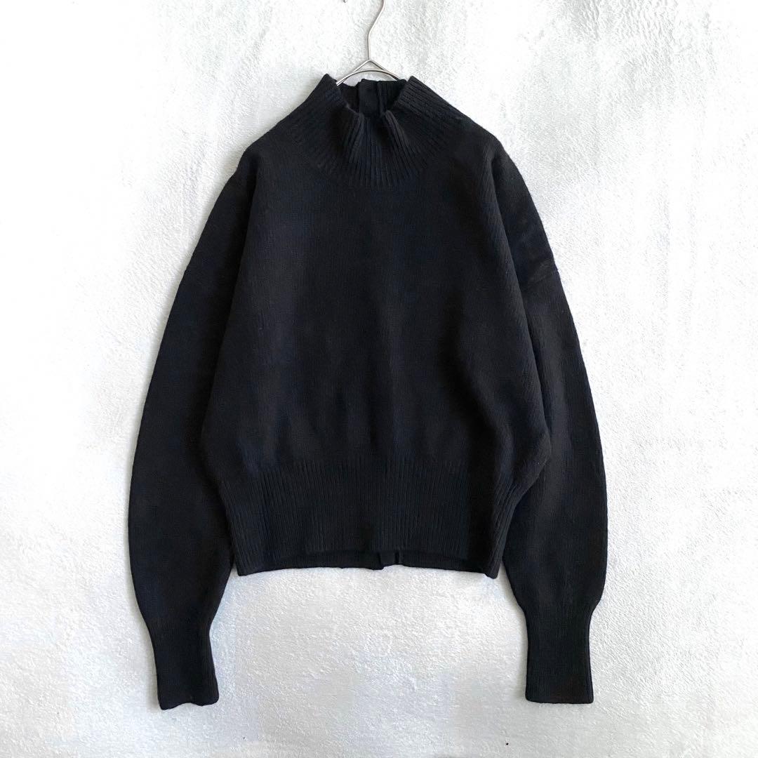 【美品✨】martinique カシミヤ混　バックボタン　ニット　ハイネック　黒