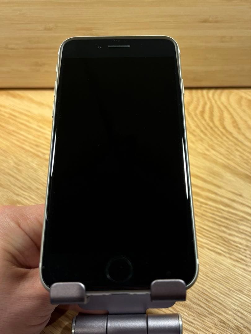 iPhone SE3 64GB 残債無し