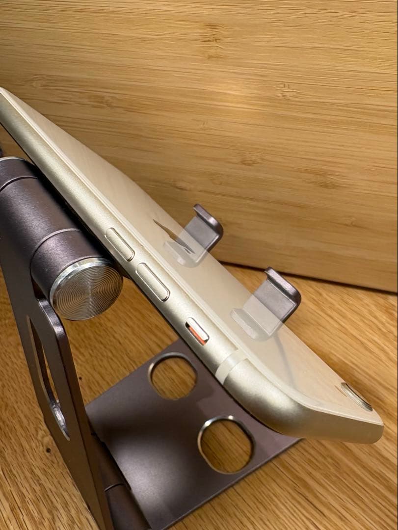 iPhone SE3 64GB 残債無し