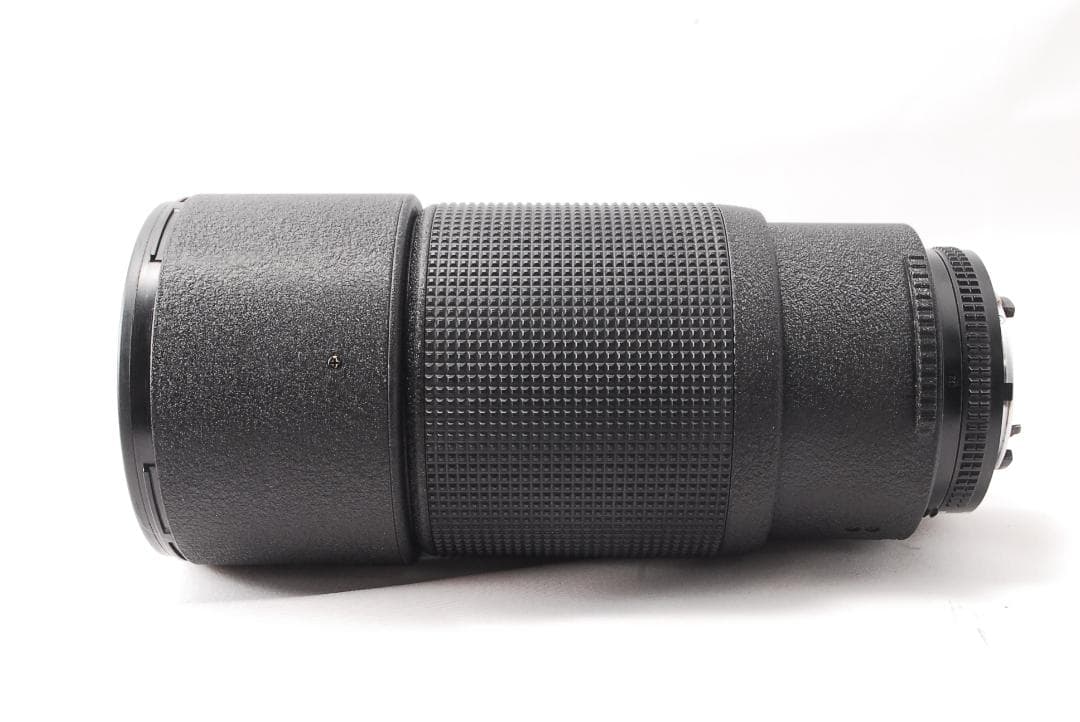 ✨超人気定番レンズ✨Nikon AF 80-200mm F2.8 D