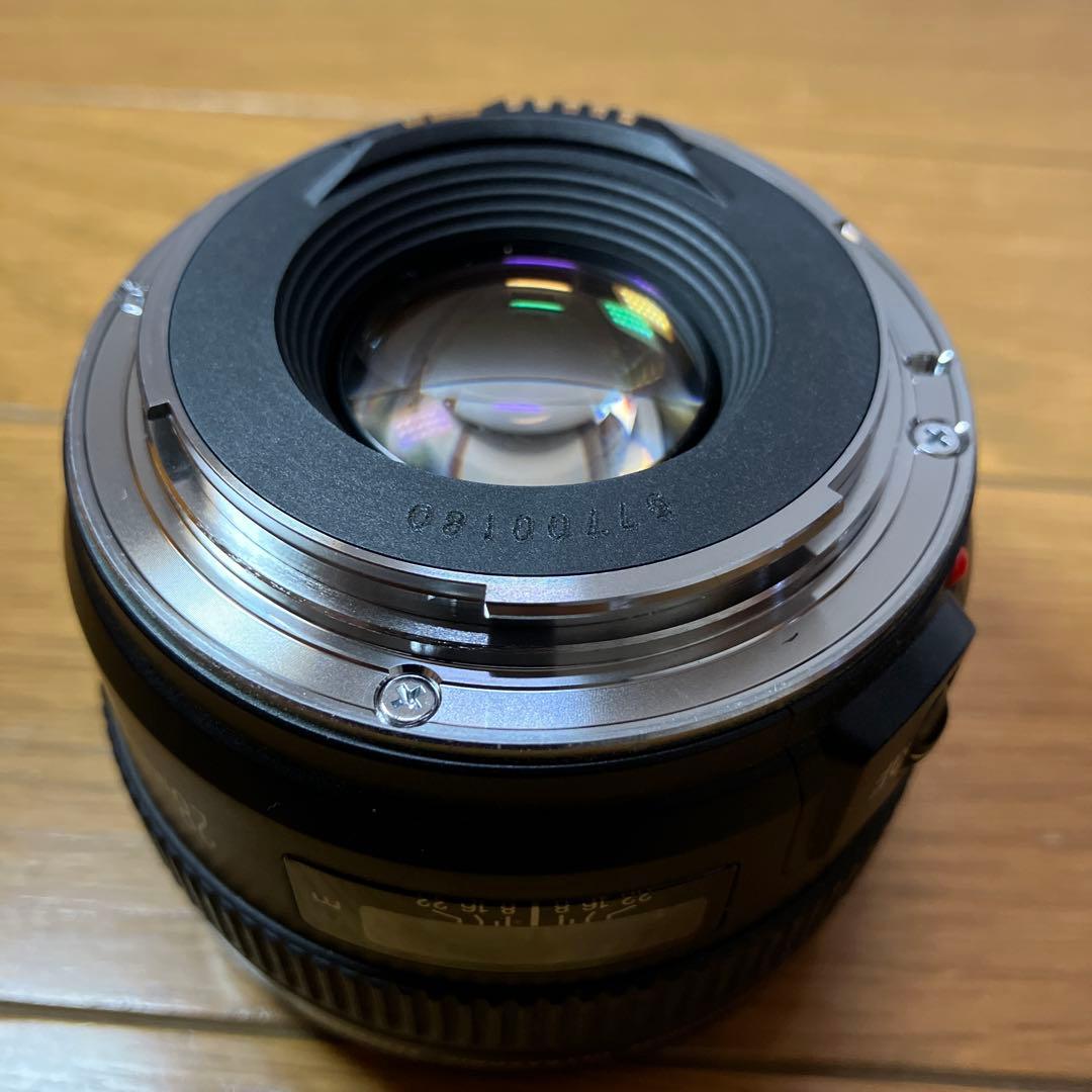Canon EF28F1.8USM 単焦点　広角