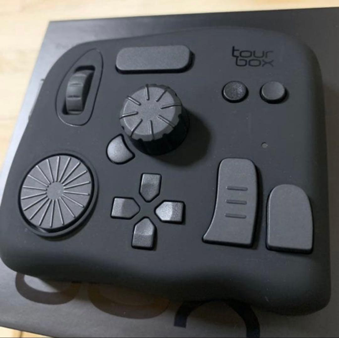 tourbox NEO（ストレージボックス付き）