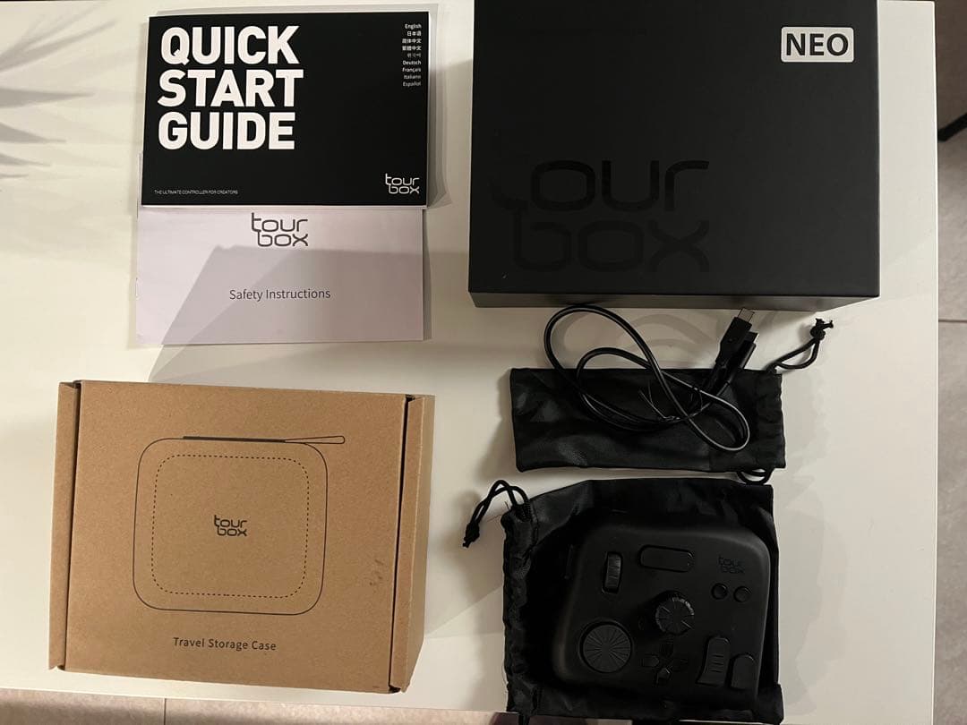 tourbox NEO（ストレージボックス付き）