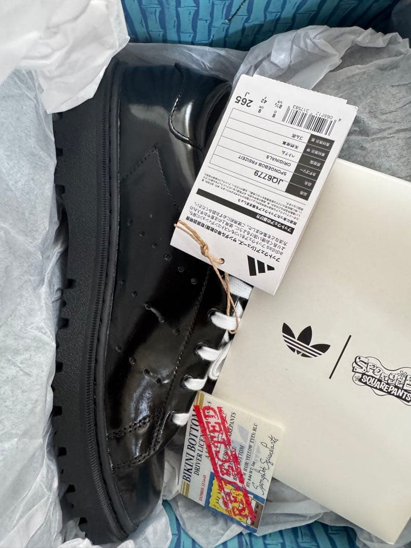 靴 SpongeBob Squarepants adidas Stan Smith