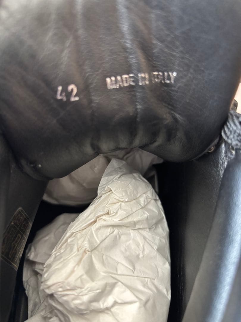 【美品】JIMMY CHOO ジミーチュウ スタッズ　スニーカー 42サイズ