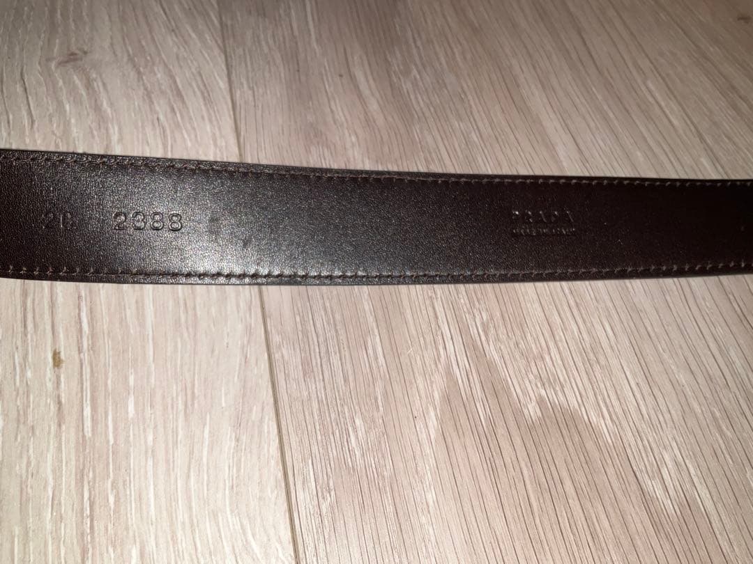 PRADA メンズ ブラウン レザーベルト