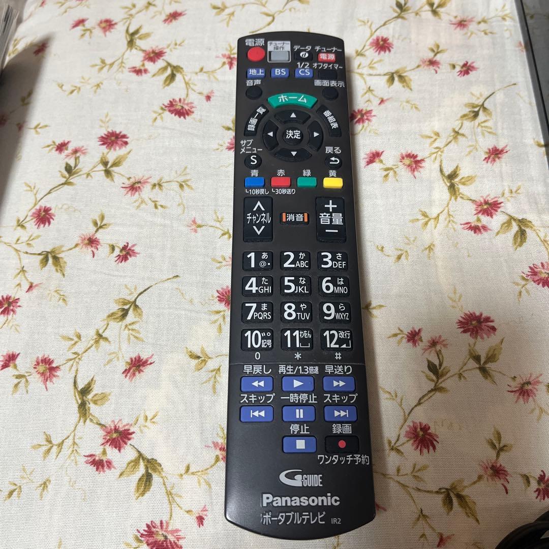 ワイヤレス　Panasonic VIERA UN-19F5 ポータブルテレビ