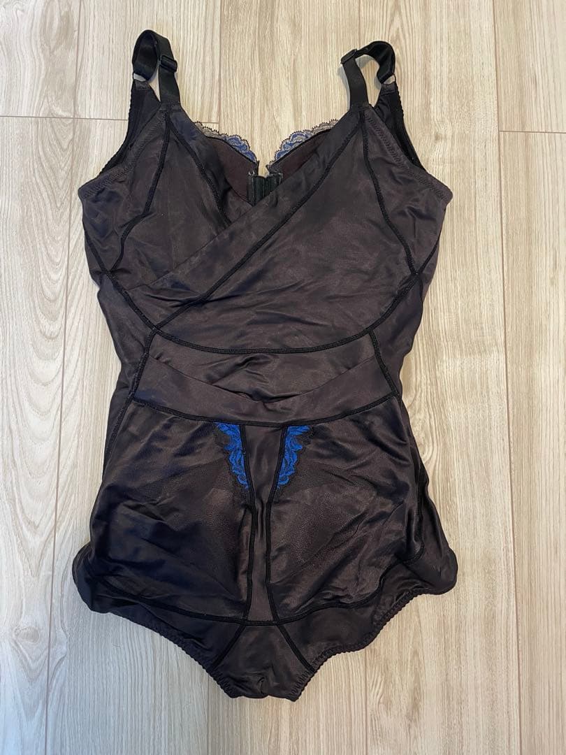 マルコ フルカップボディスーツ D80LL