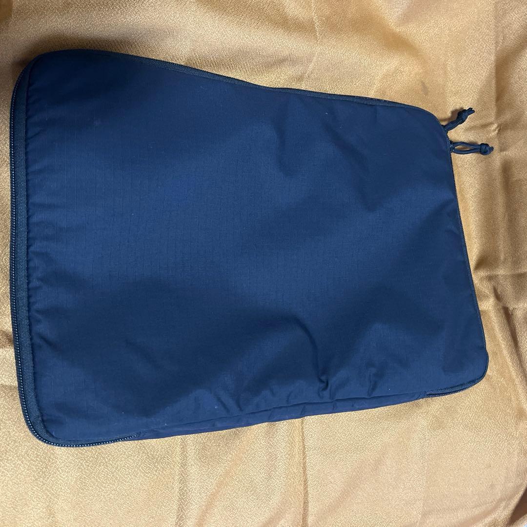 ブリーフィング クラッチバッグ PC タブレットケース