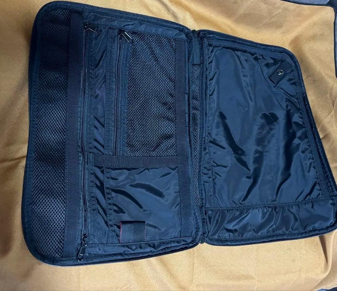 ブリーフィング クラッチバッグ PC タブレットケース