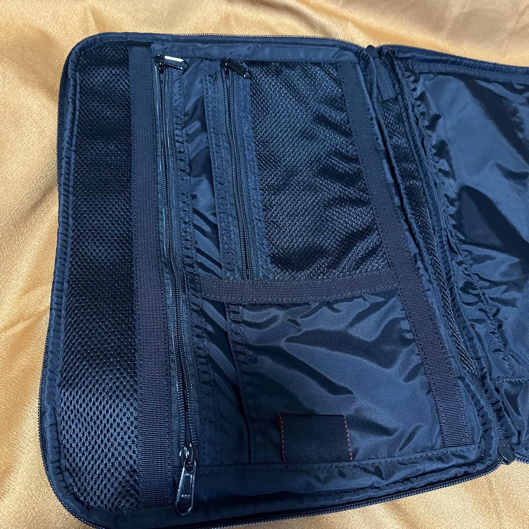 ブリーフィング クラッチバッグ PC タブレットケース