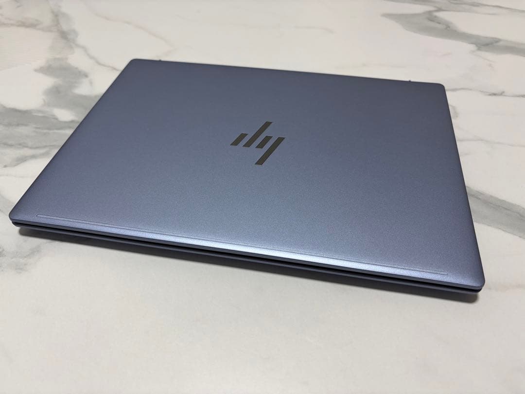 HP Pavillion Aero 13-bg スカイブルー