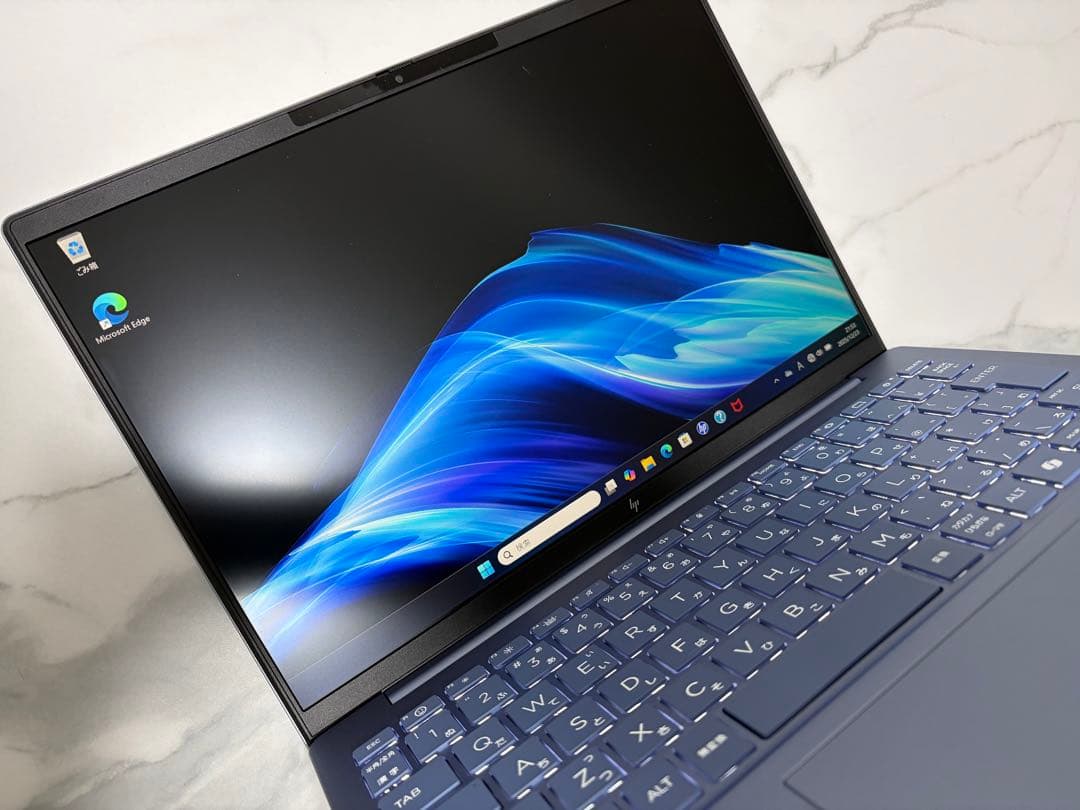 HP Pavillion Aero 13-bg スカイブルー