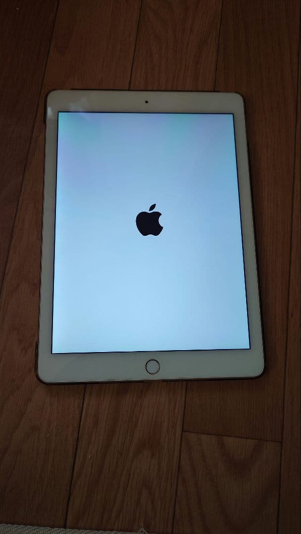 Apple i pad Air 2 128GB Wi-Fiモデル ゴールド