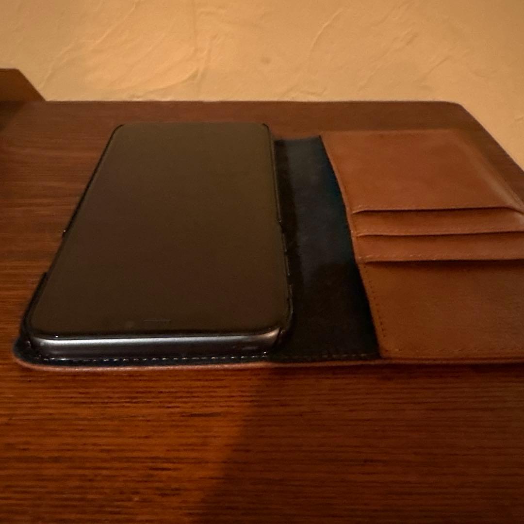 Apple iPhone 11 ブラック本体