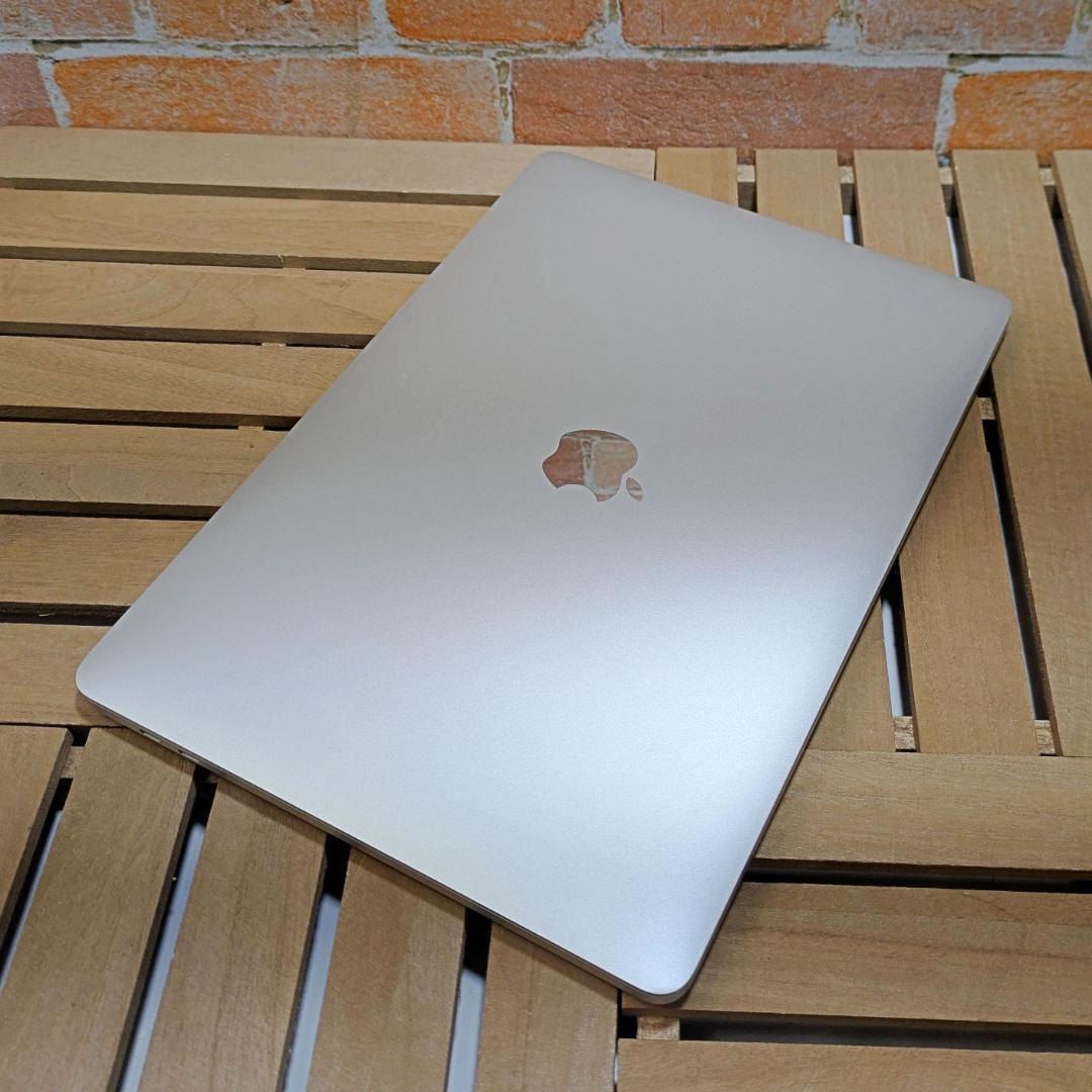 (2636)MacBook Pro M2 1TB 16GB バッテリー90%◎