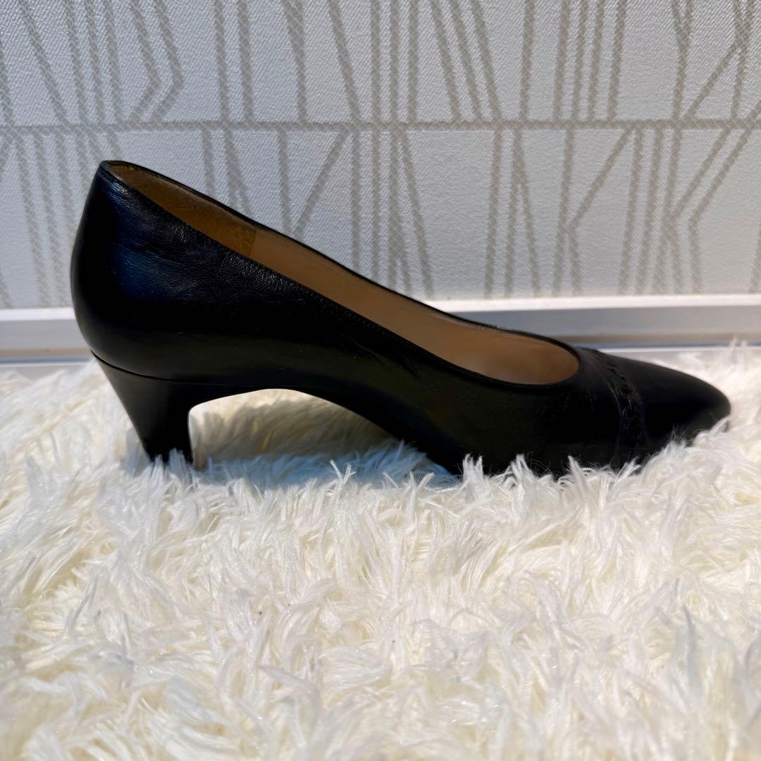 CHANEL シャネル ココマーク パンプス レザー ブラック 22.5