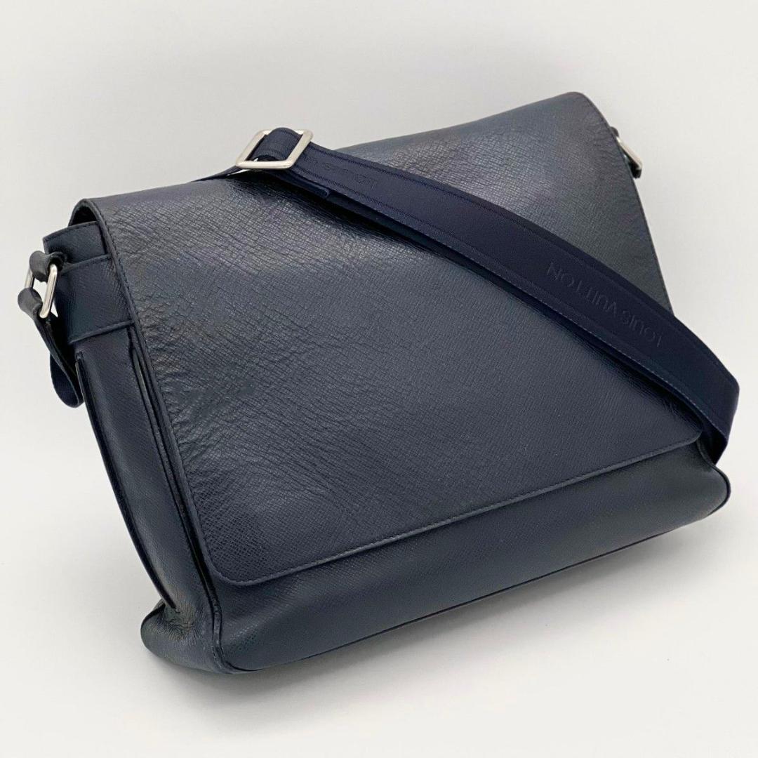 ルイヴィトン タイガ ロマンMM ダークネイビー メッセンジャー ビジネス 紺