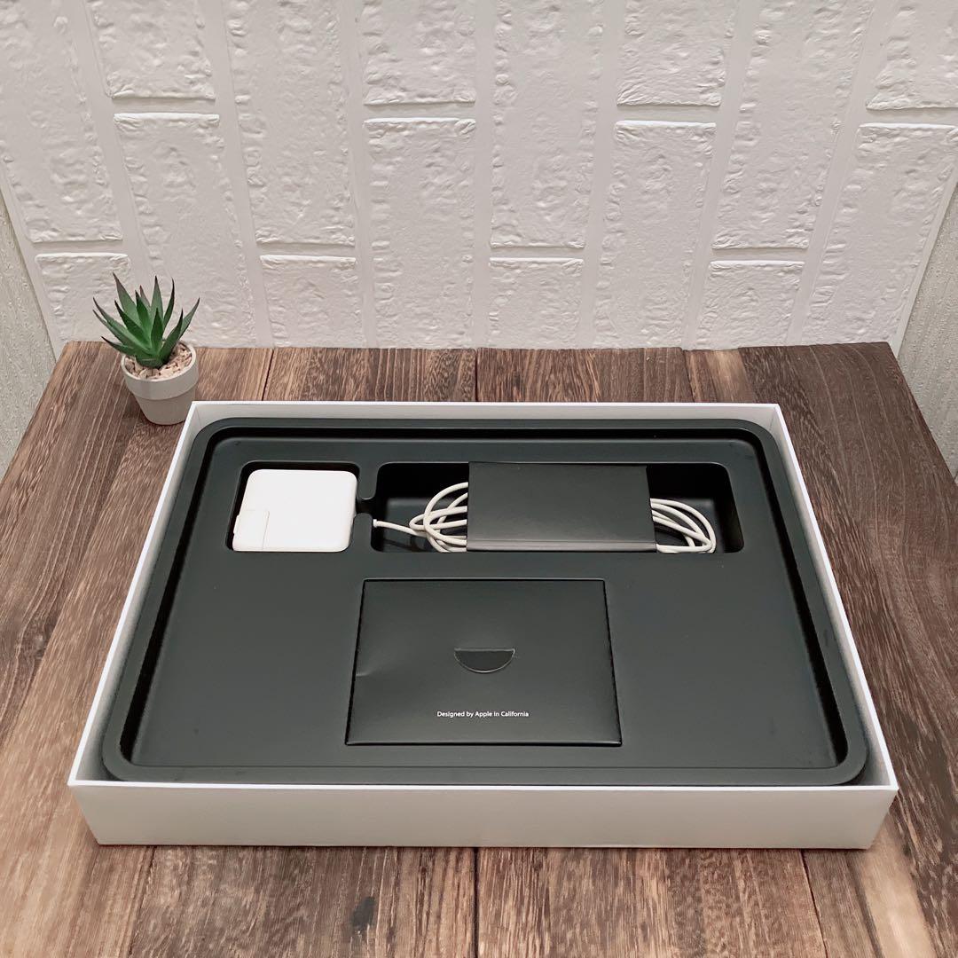 MacBookAir Sequoia バッテリー良好 AC付 マックブックエア