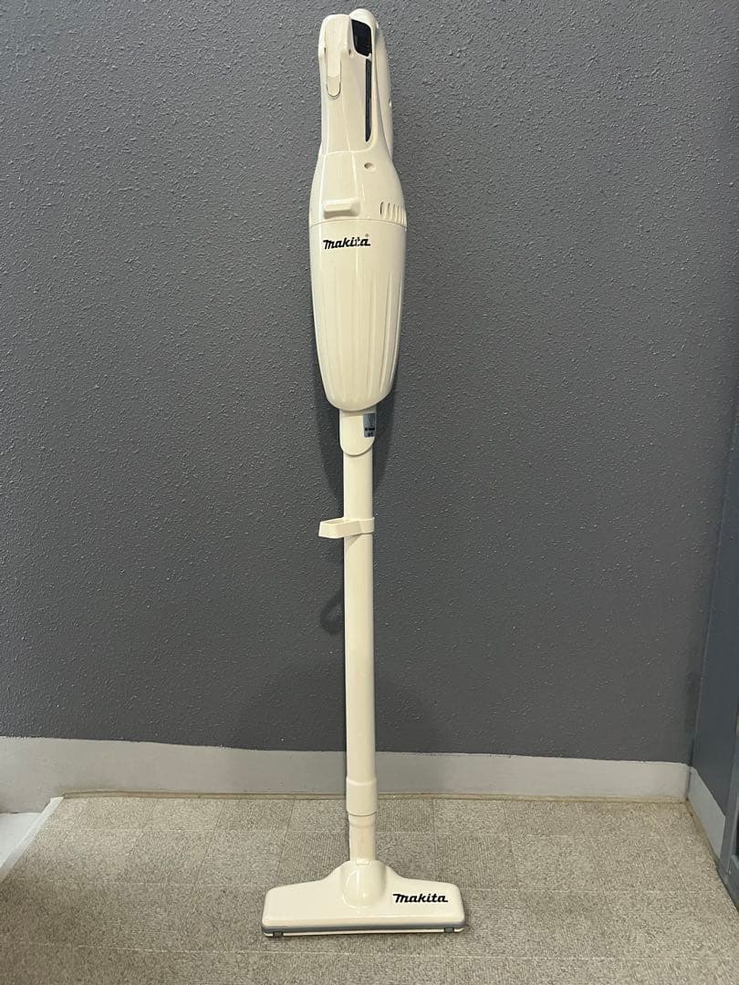 マキタ コードレス掃除機CL100DW