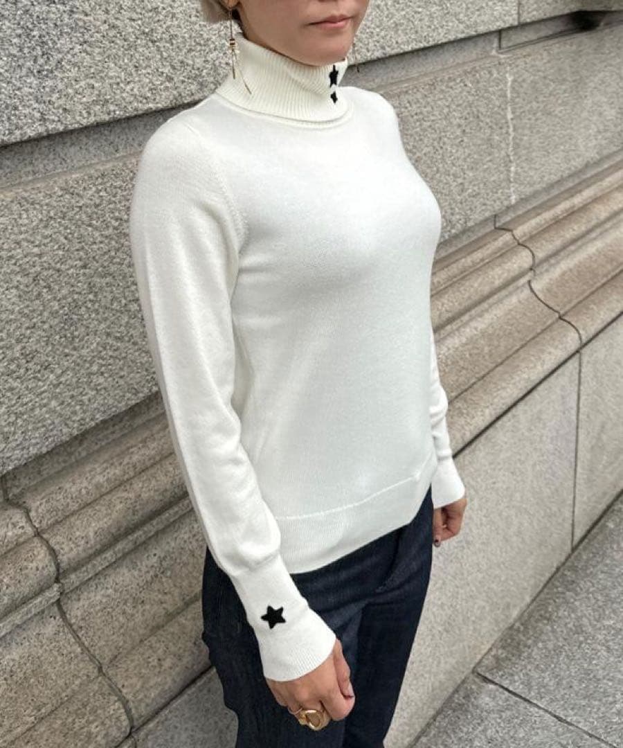 JENNE 星刺繍タートルニット ホワイト　M