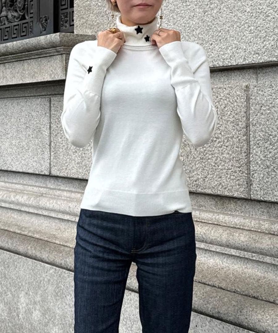 JENNE 星刺繍タートルニット ホワイト　M