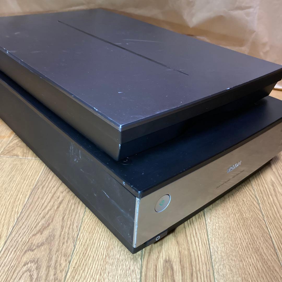 r*a様 EPSON GT-X980 フィルムホルダー付 傷多い 電源接触不良