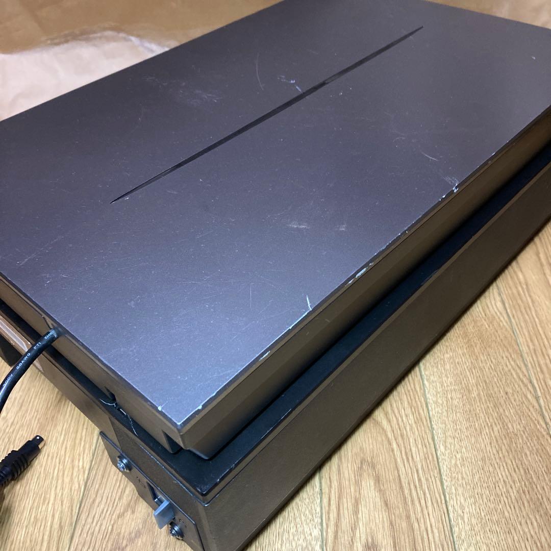 r*a様 EPSON GT-X980 フィルムホルダー付 傷多い 電源接触不良