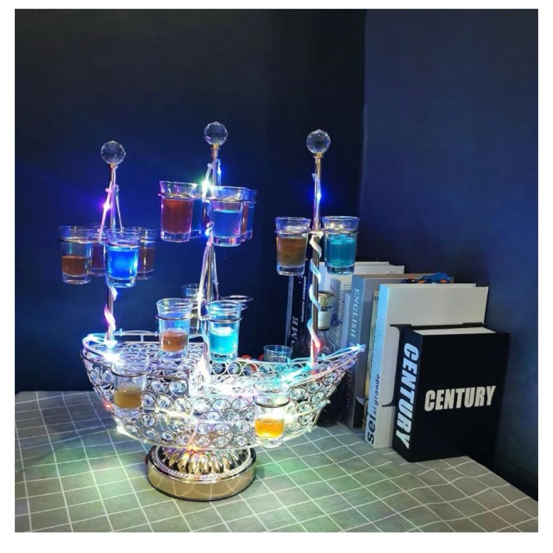 新品　LED酒ボトルの表示棚 船型 24カップ ワインラック 酒グラススタンド
