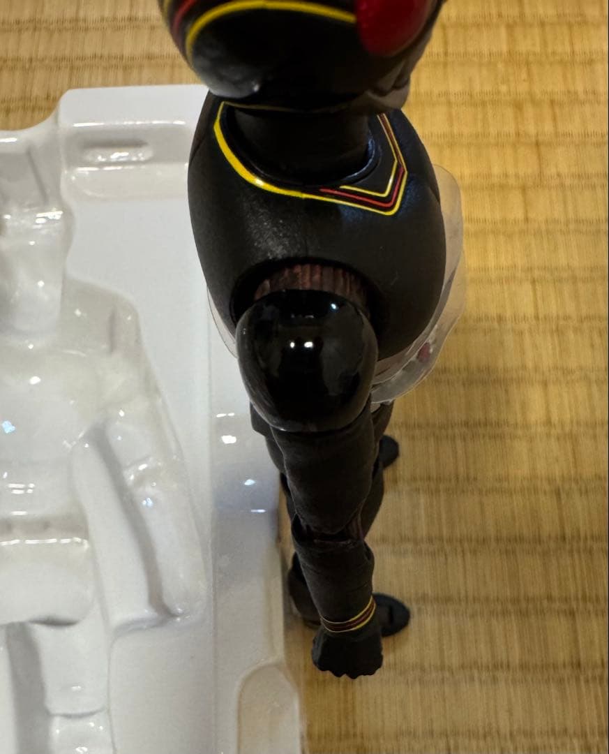 フィギュアーツ 真骨彫 仮面ライダーBLACK ブラック 訳アリ品