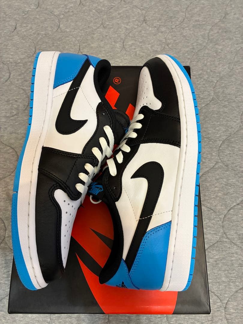 靴 NIKE air jordan 1 low unc