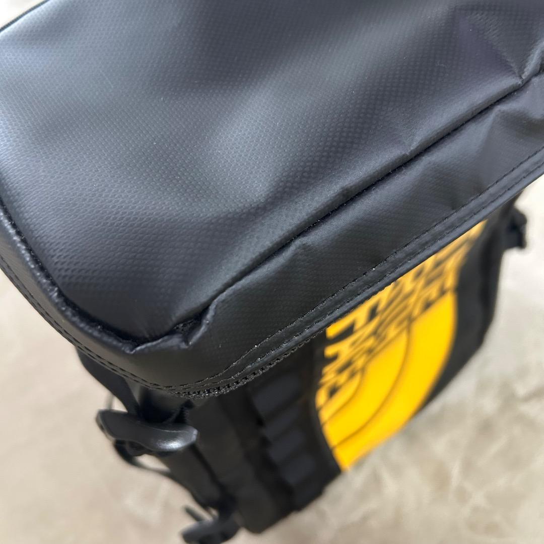 新品タグ付き　未使用　ノースフェイス　リュック　キッズ　ヒューズボックス　２１L