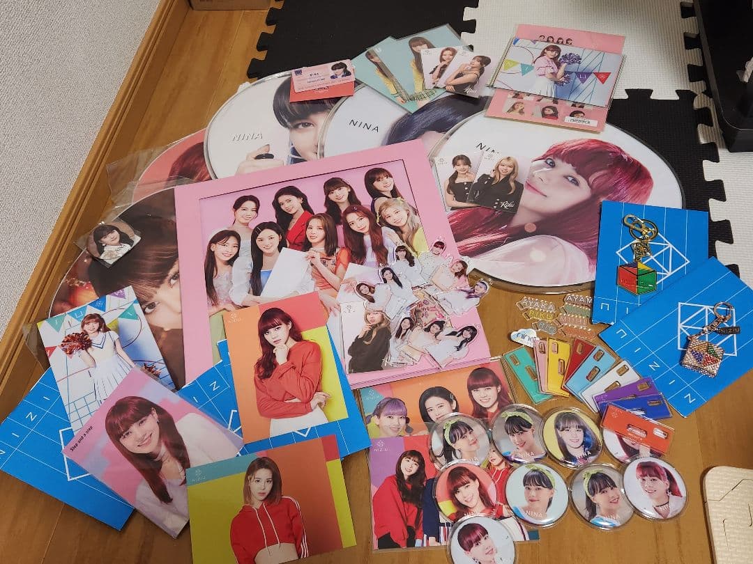 NiZiU　グッズまとめ売り